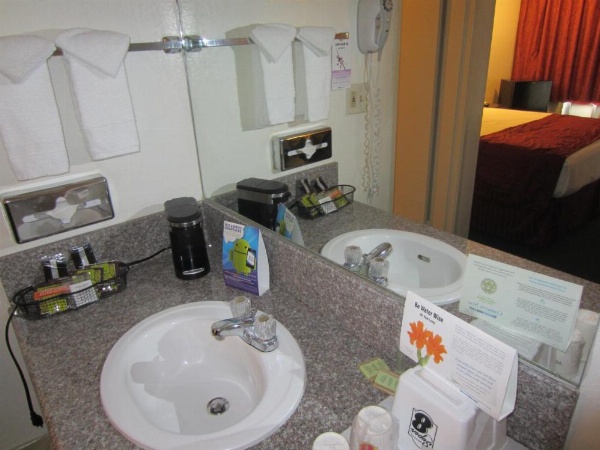 Kings Inn Anaheim at The Park & Convention Center image 28